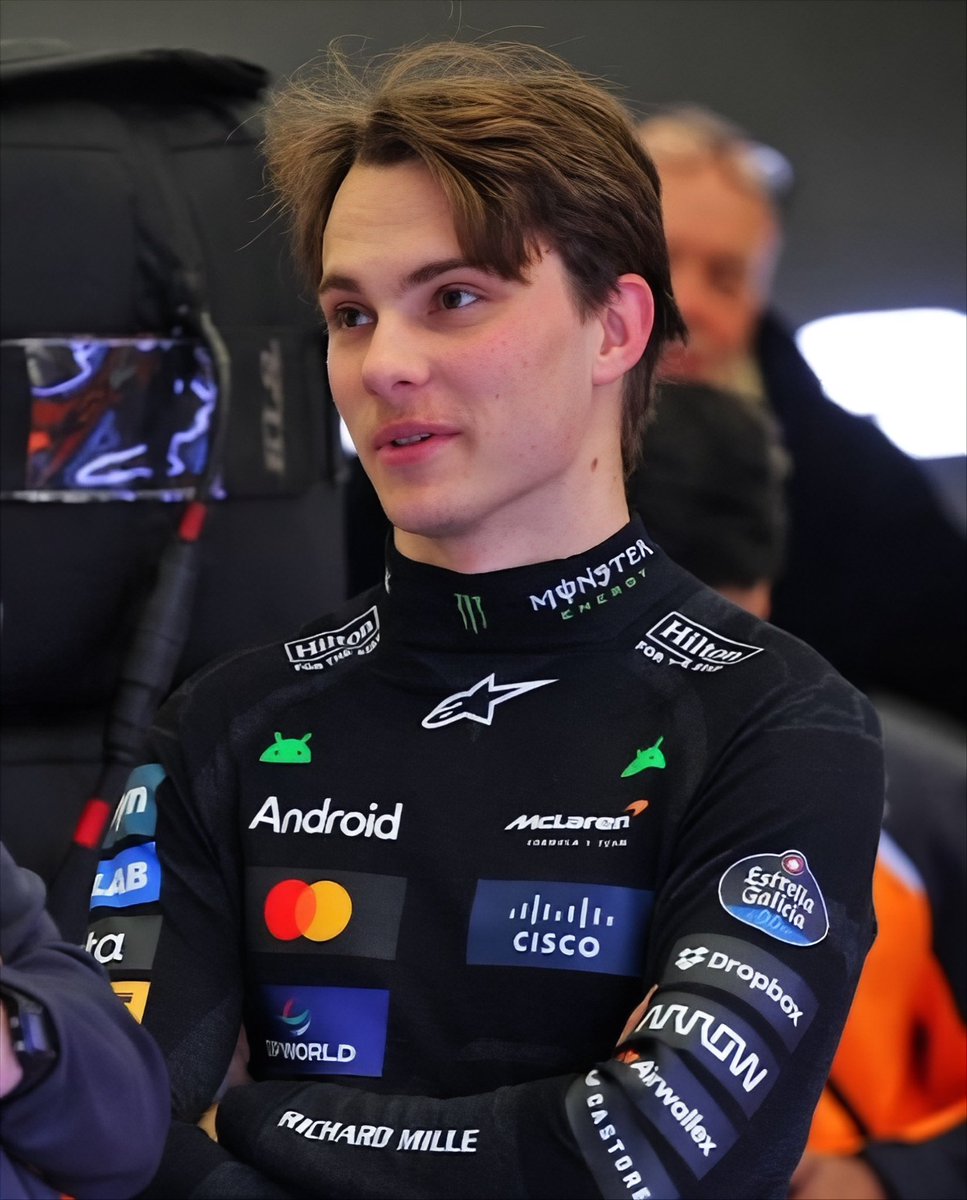ₛₕₐ🏎️🙂‍↔️ tweet media