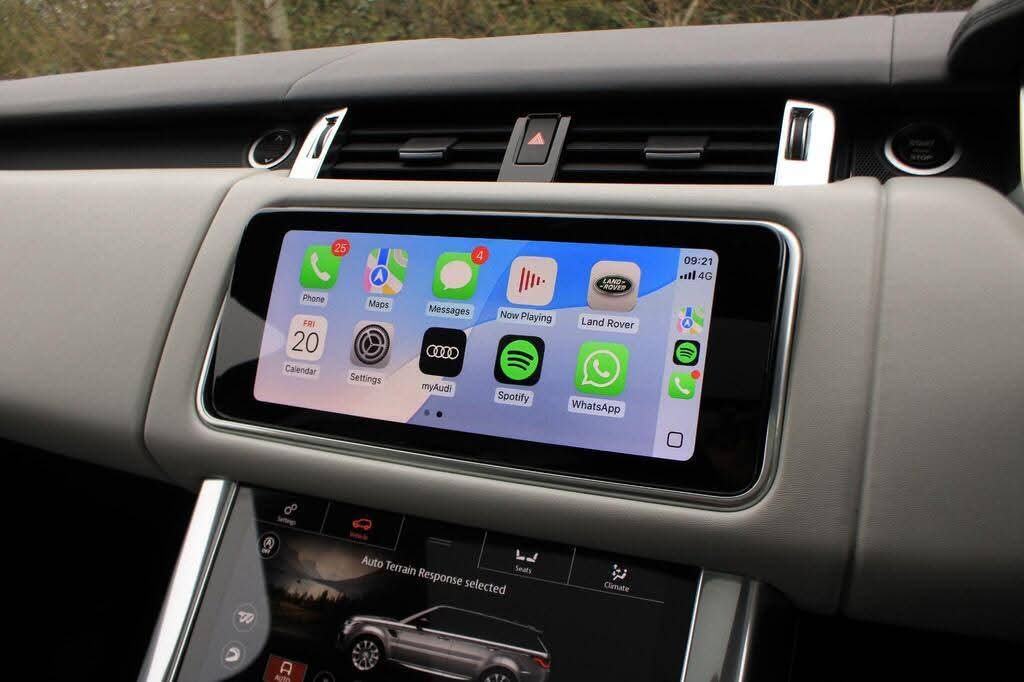 CNairobian1_'s tweet image. Electric tailgate◼️
4 wheel drive◼️
Traction control◼️

#landrover #rangerover #sportsvr #l494