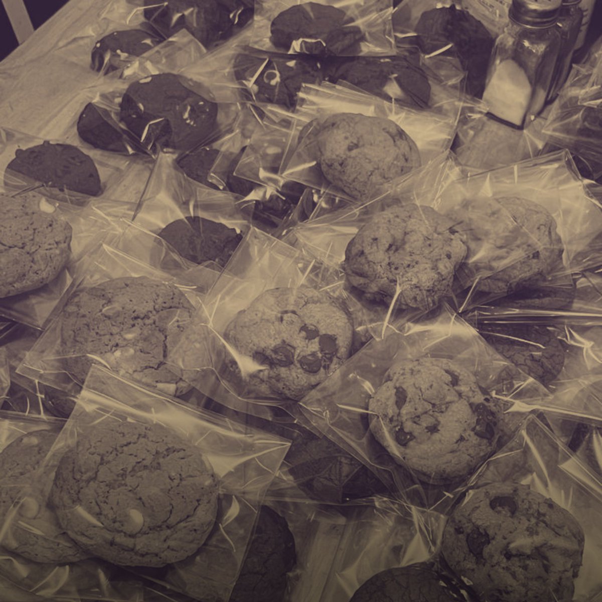 𝘈𝘙𝘌𝘕 𝘓𝘈𝘙𝘈𝘚𝘞𝘐𝘛𝘈 tweet media