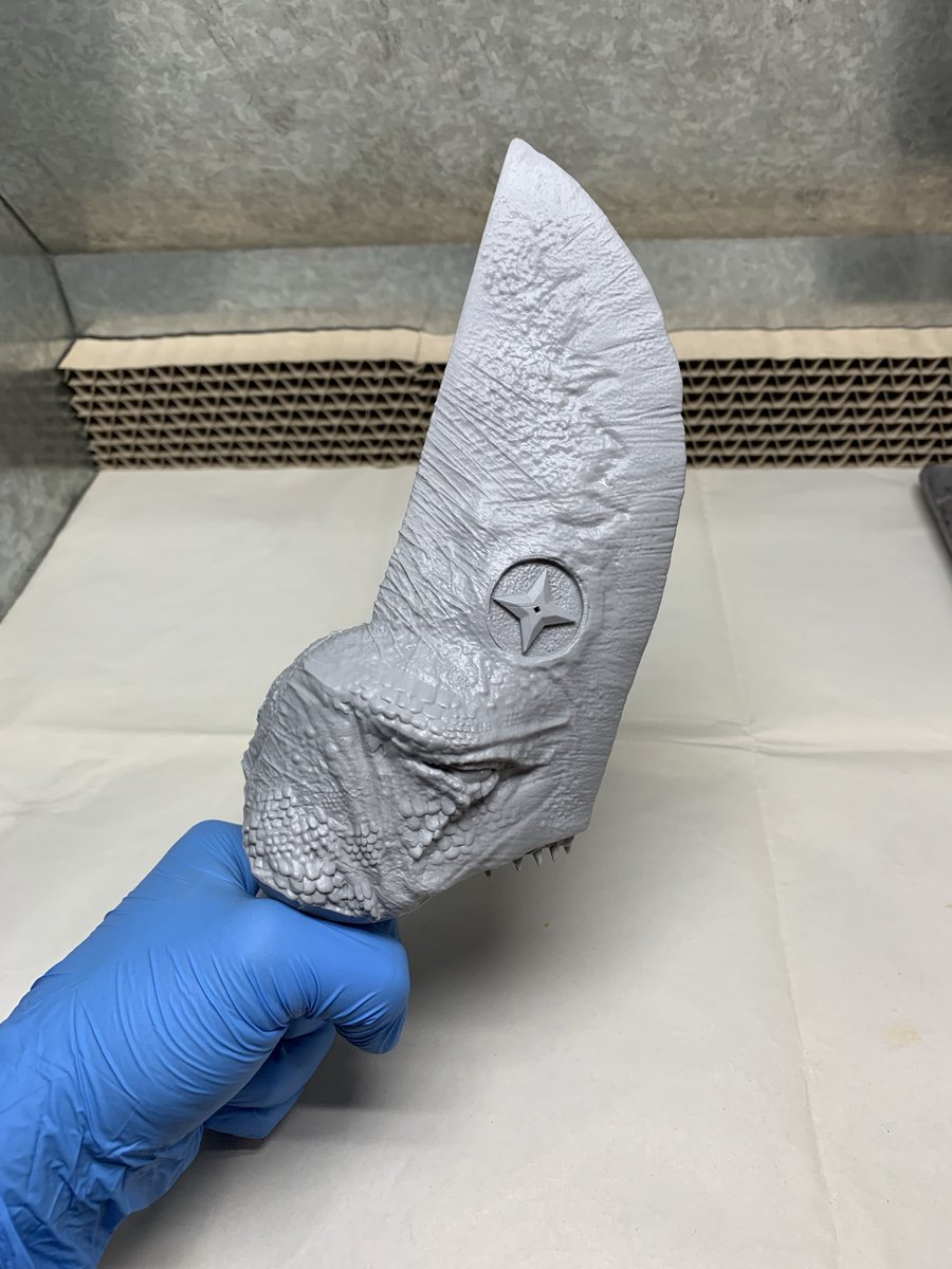 MODELER_MASA's tweet photo. ギロンのエアブラシで行う塗装工程が終了しました。以降は、汚しや筋の書き込みなどの細かな調整になります。
#ギロン https://t.co/yhf9XMRddD