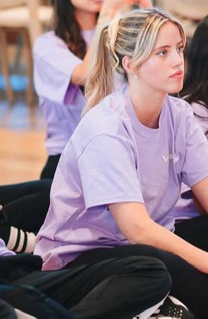 Cómo vas a tener ese rostro hermana🛐