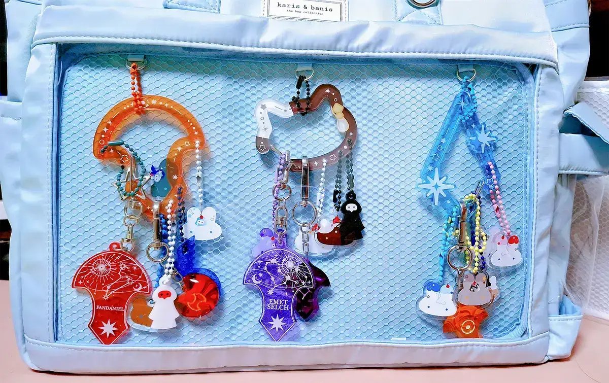 [RT❤️]RT추첨 1명 크리스탈 카라비너 보내드려요!

[재제작 수요조사] 폼
witchform.com/demand_form.ph…

일정 수량이 차면 재제작해서 에테르파티에 데려갑니다(통판함께 진행예정)
고대인소크 (할마루트/아젬/에멧/파다니엘/엘리디/어머니크리스탈)
독서링 (아모로트,스펜 왕관)
카라비너 (크리스탈/제로)