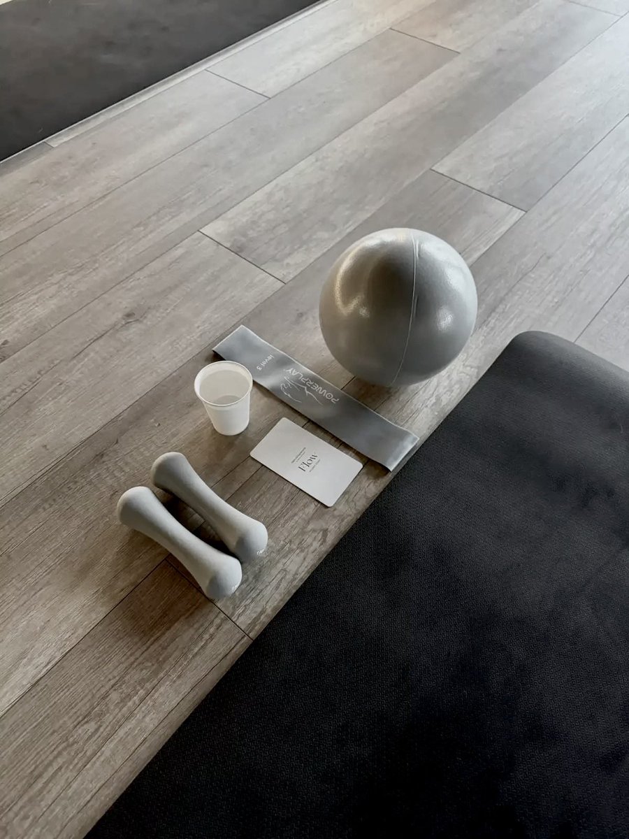 Anastasia Isharani. tweet media