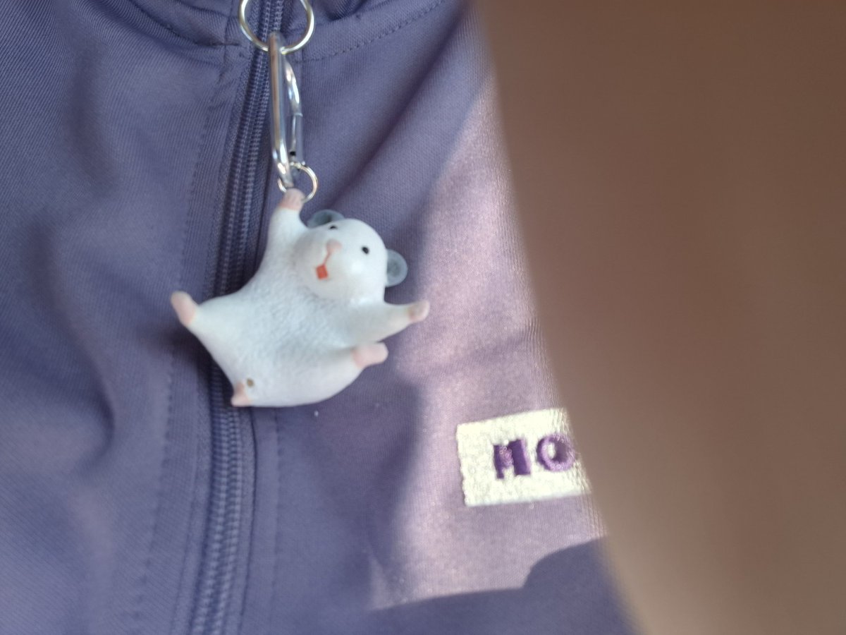 むちこ tweet media