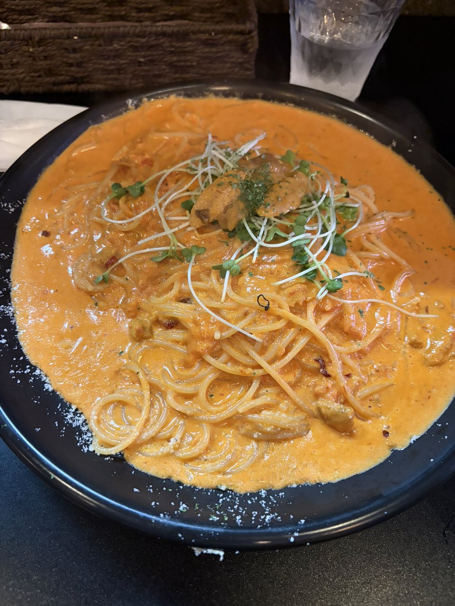 生うにパスタ、高いけど美味しい