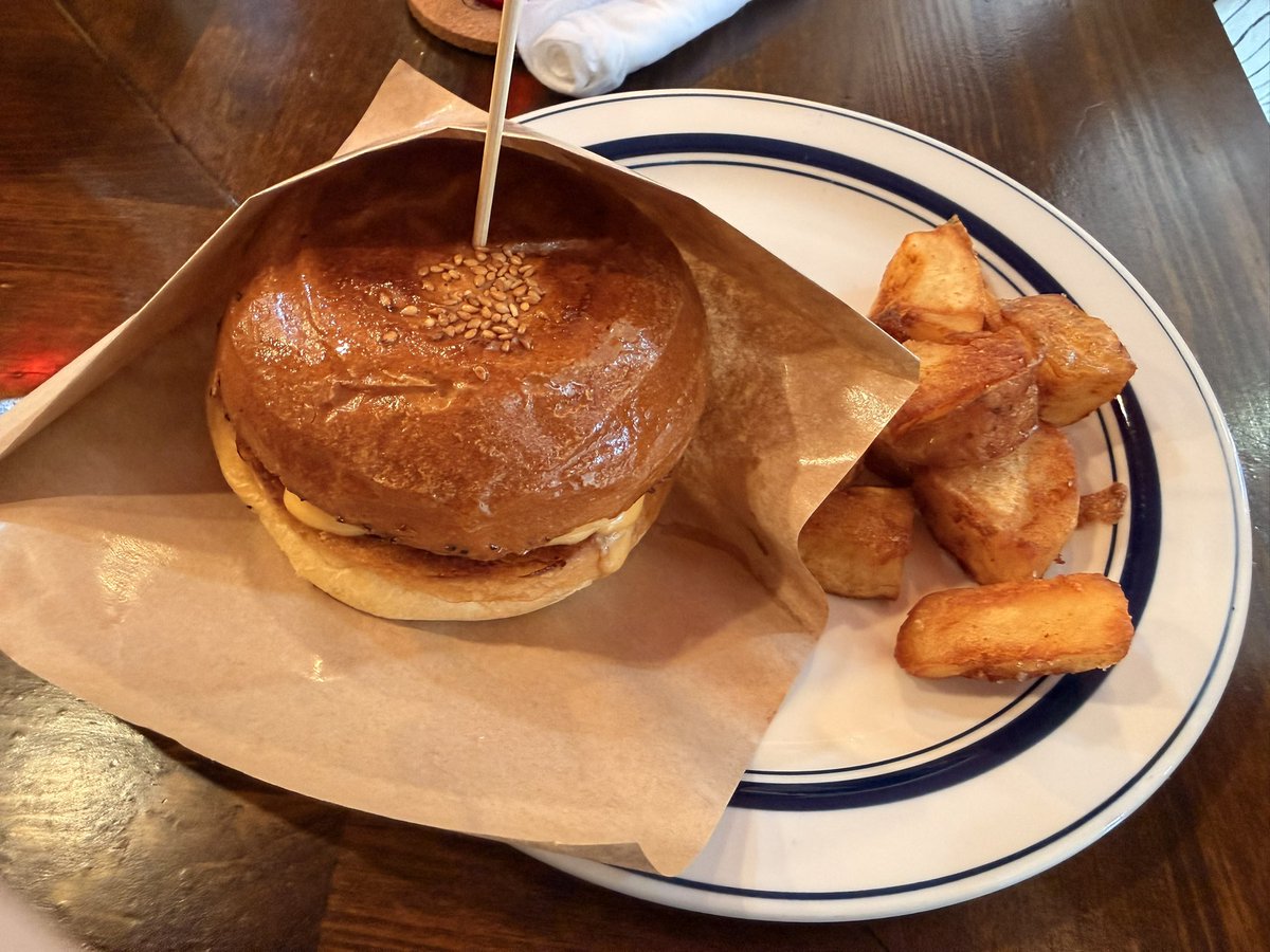 王局志安 tweet media