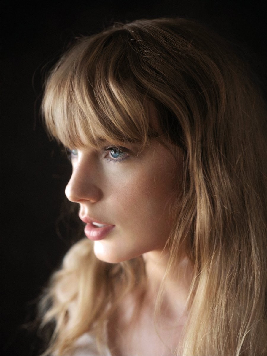 Taylor Swift in 4k tweet media