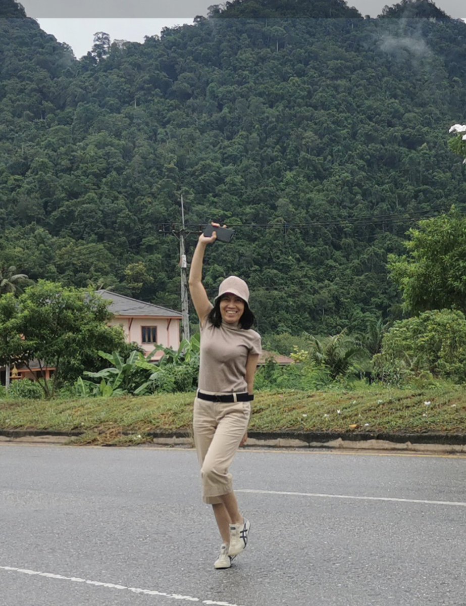 โชว์เมีย สาวใต้ นครศรีฯ tweet media