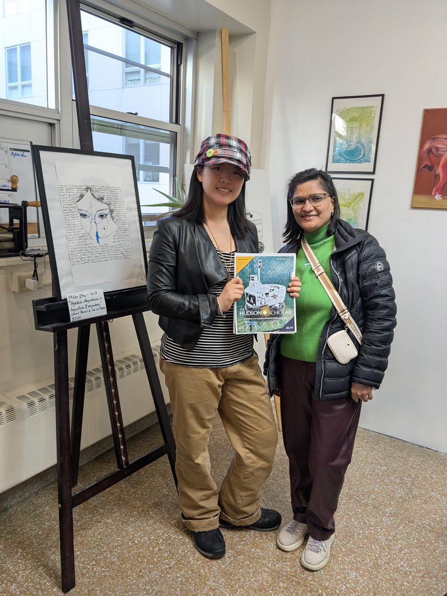 Meghasood16's tweet image. Sharing some pictures from the #launchparty of the 20th issue of @thehudsonscholar. A huge shout-out to EIC Milan Zhu and the team for bringing such gorgeous issues to fruition every month.
#NationalPoetryMonth #poetrycommunity #poetryofinstagram