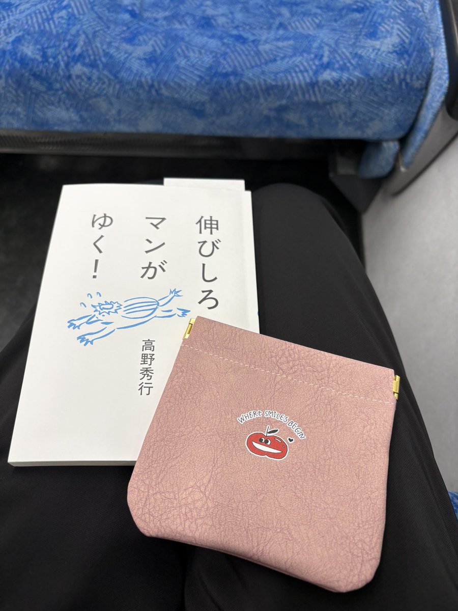 まるまる tweet media