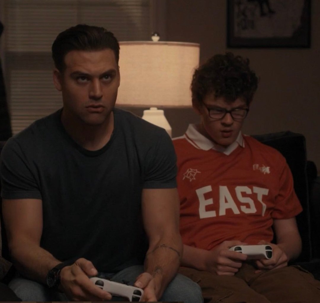 And people say Christopher doesn't look like Eddie...