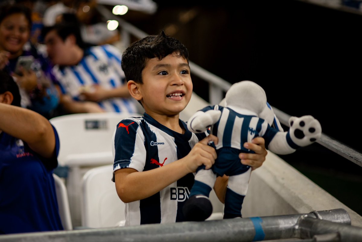 Estadio Monterrey tweet media