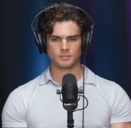 user76688 tweet media