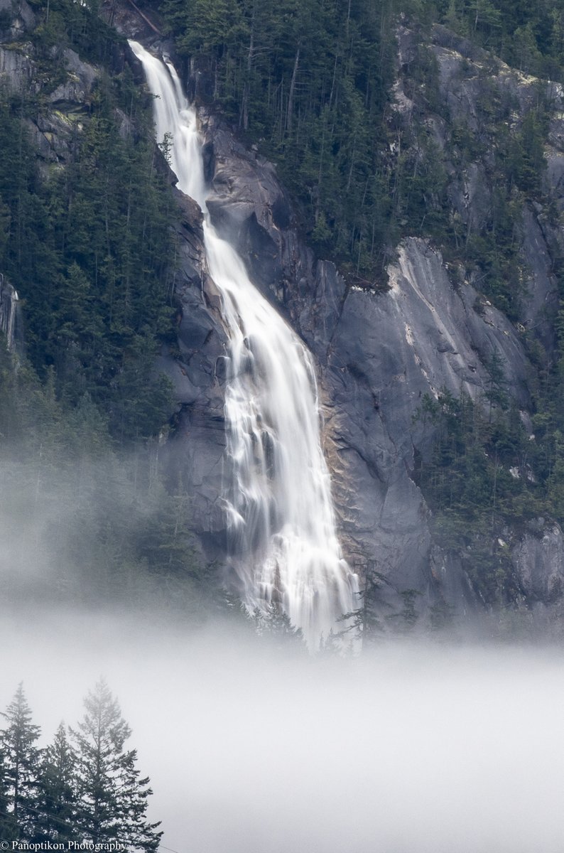 PhotoPanoptikon's tweet image. Some #waterfalls from my travels...

Featuring: Shannon Falls in Squamish, BC, Canada; the 'Devil's Cauldron' near Banos, Ecuador; a #waterfall in Roger's Pass in the Canadian Rockies; and another look at Shannon Falls.

@PhotoPanoptikon 

#waterfallphotography #NaturePhotography