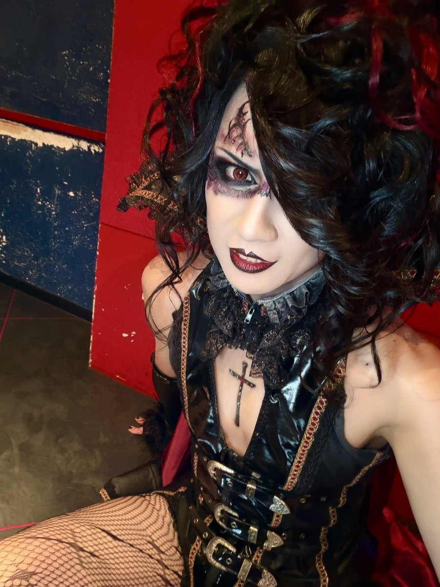 🌹ローズ伯爵🌹(VAMPIRE ROSE) tweet media