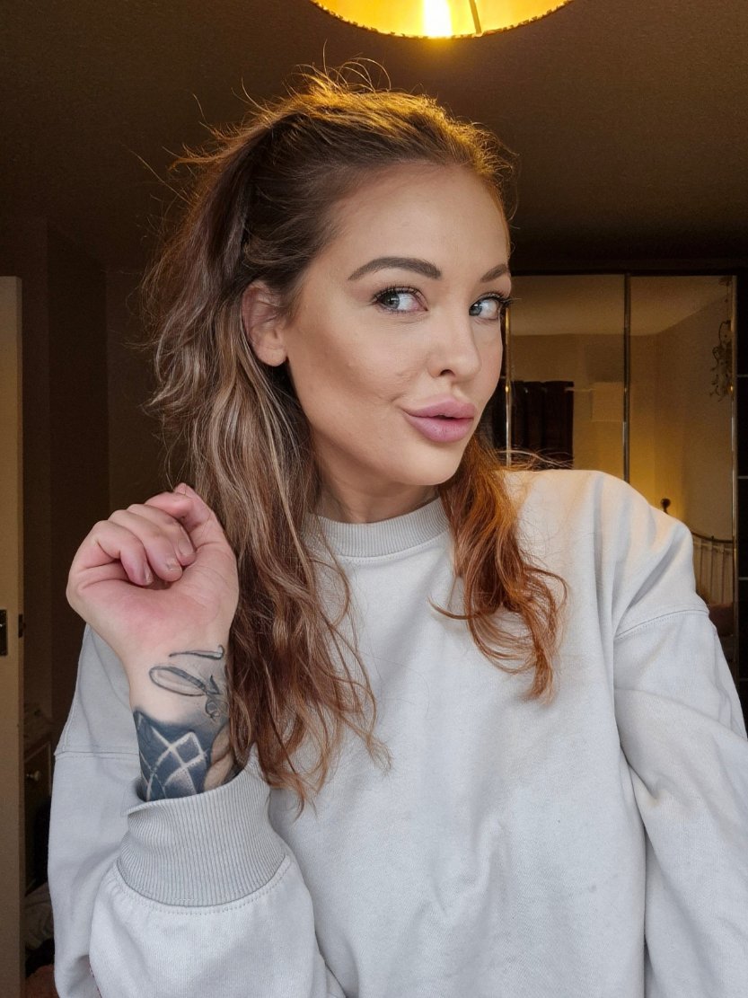 SophieFox (@sophiefox34) / Posts / X