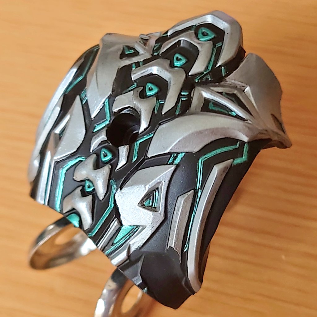 白黒のネコ tweet media