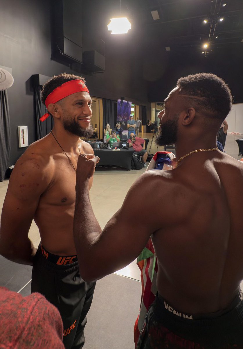 Legionnairecsn's tweet image. #UFCVegas116 Sterling vs Zalal Ceremonial Weighin Faceoffs, Live Tonight Saturday on Paramount Plus 

📸@ DanaWhite
#mixedmartialarts
#combatsports
#Knockout
#wrestling
