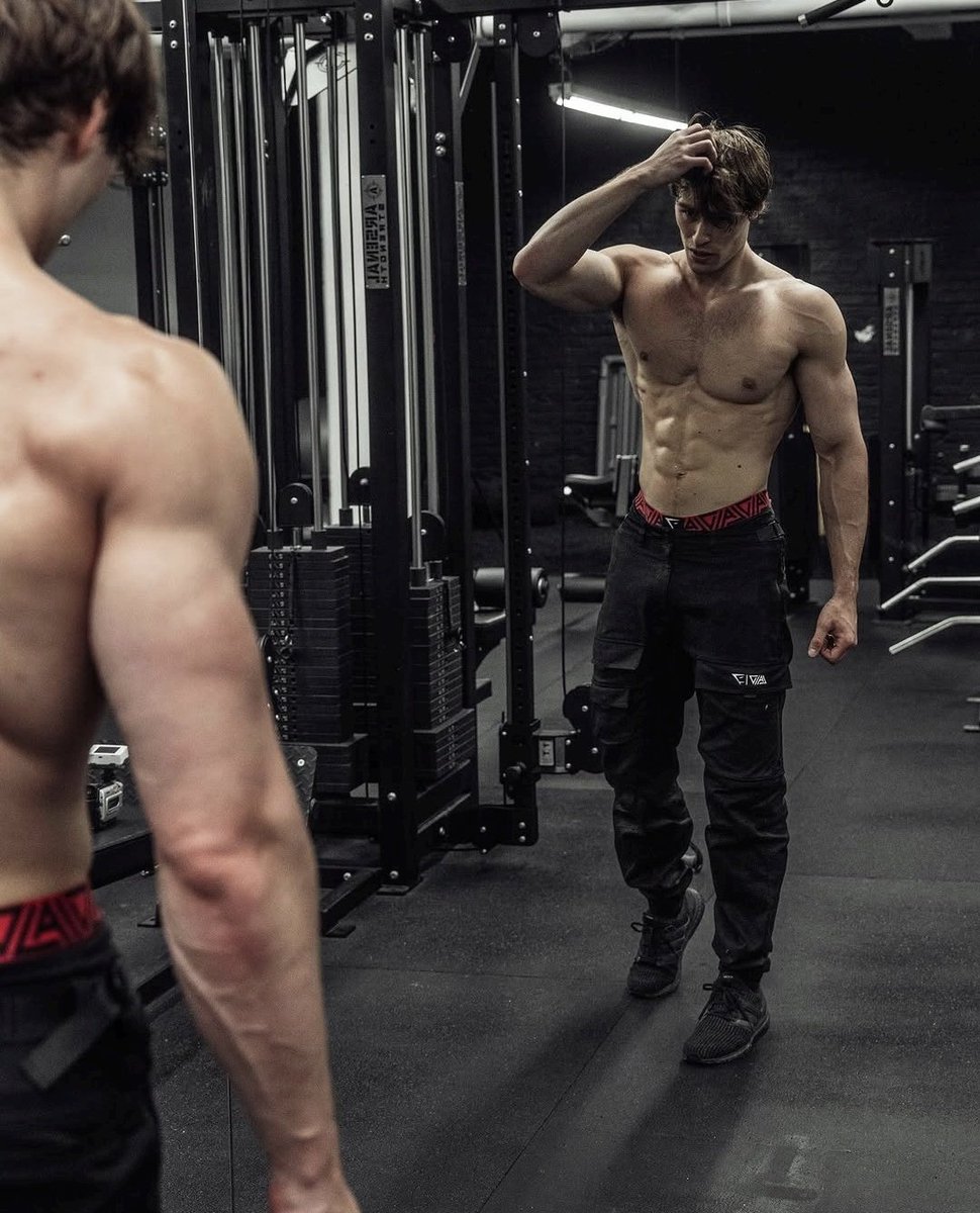 Alex_DeVittRP1's tweet image. Ripping it in to the weekend 💪👊🔥
#fitfriday