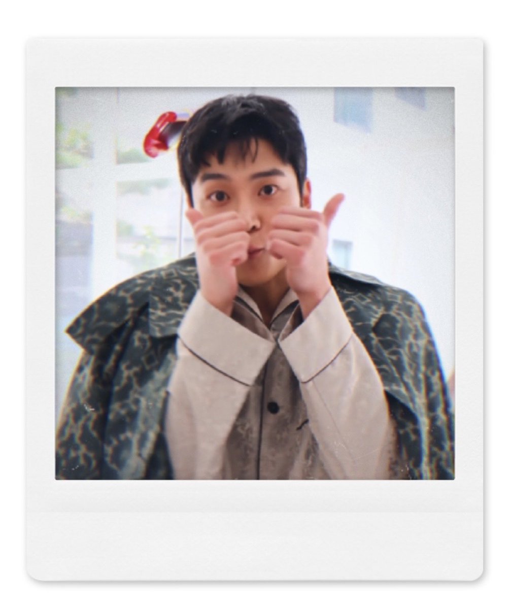 Rowoonao tweet media