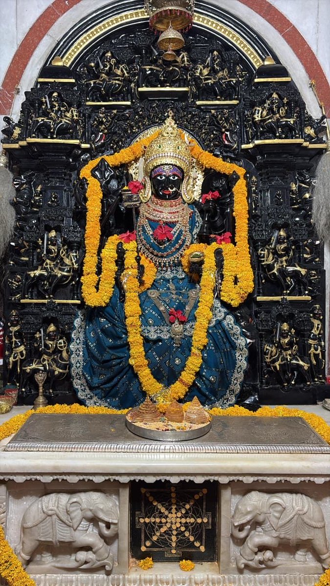 माँ त्रिपुरा सुंदरी आज के दर्शन ( 25 अप्रेल 2026 ) #maa #maatripura #maatripurasundari #jaymatadi #banswara #rajasthan #india #banswara #Rajasthan