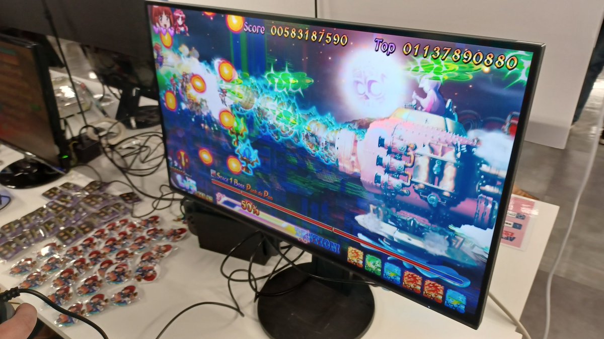 studiosiesta's tweet photo. エディオン横浜西口本店にて
無料のゲーム試遊会
横浜ゲームショウ2026開催中です！
メビウスさんブースにて、トラブル☆ウィッチーズふぁいなる！　や、BEEPさんブースでは、コットンリブート！、ハイテンション！が遊べます！
そして、なんと！　令和マリオンの山城リアンさんがいらっしゃいますので、是非遊びに来て下さいね！