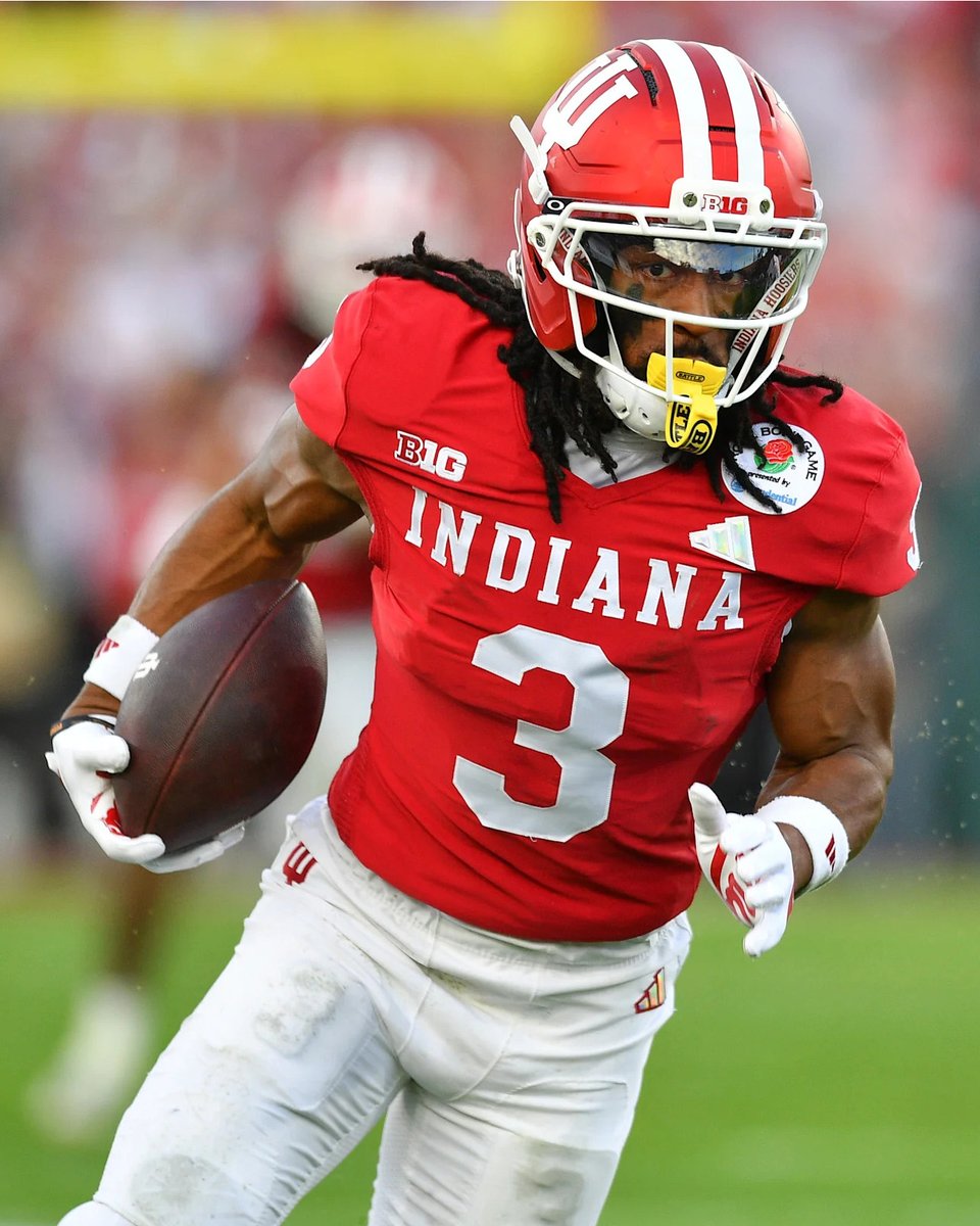 LyleTheEgg tweet media