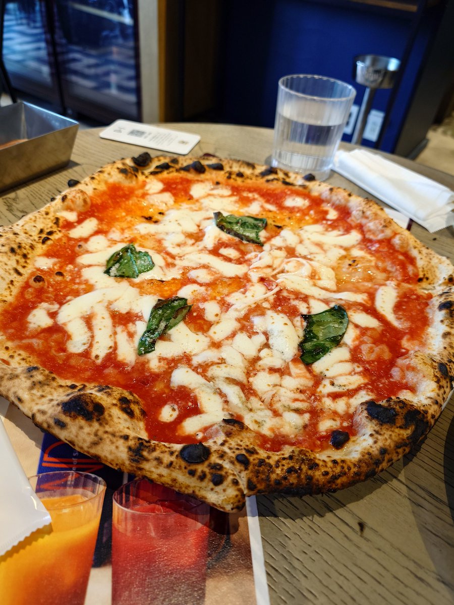 ムーさん tweet media