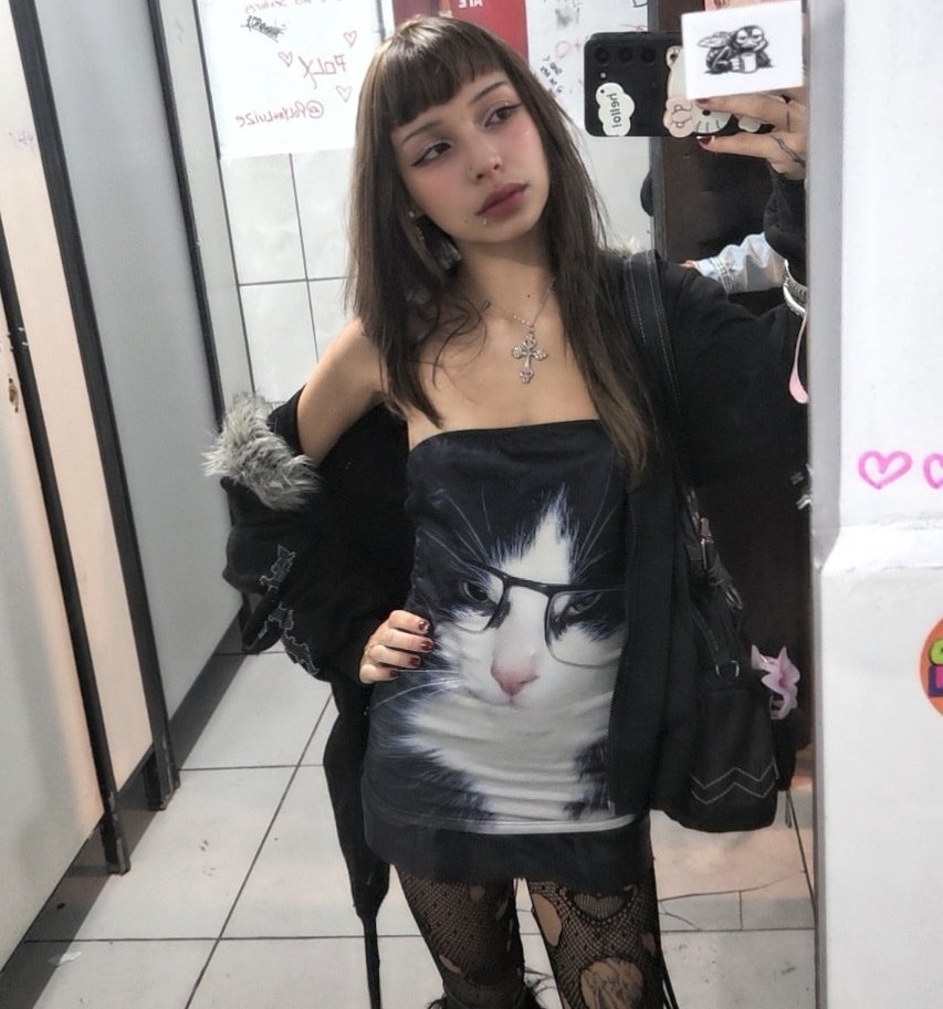 ▄︻デ══━一⭑💋 tweet media