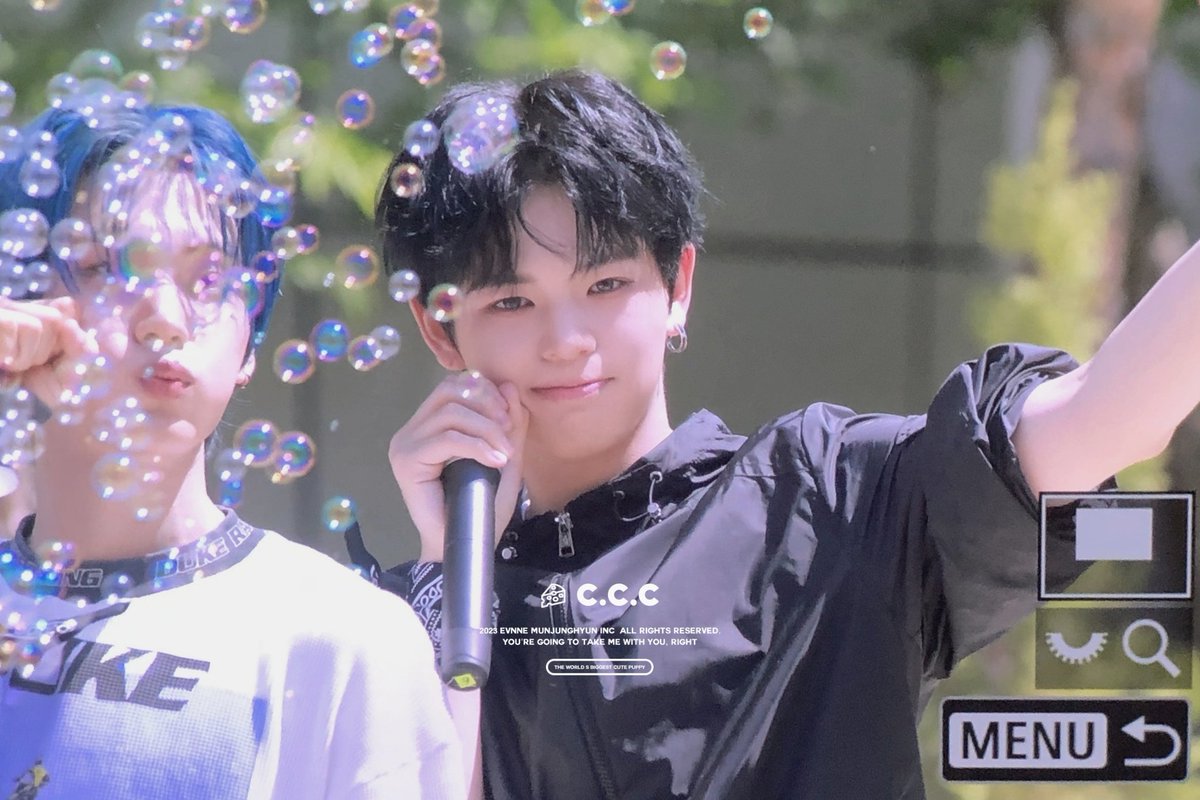 cream cheese cake tweet media