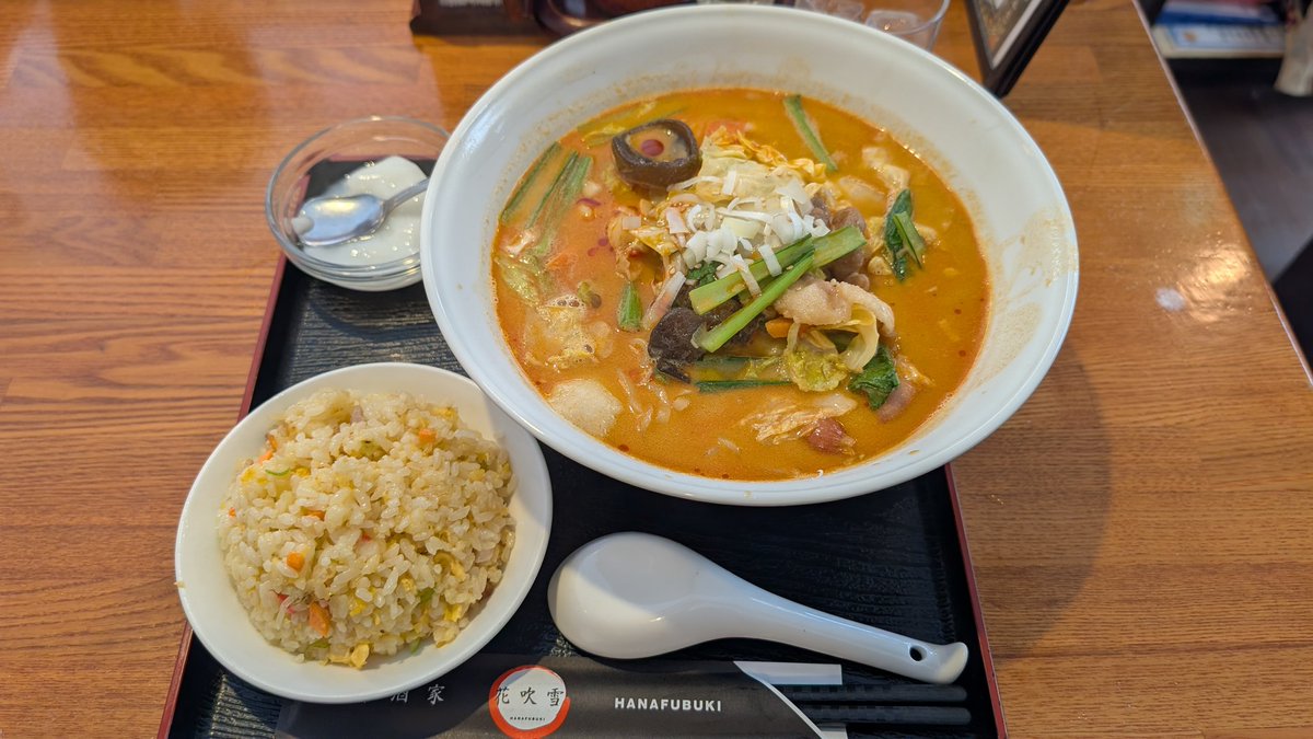 suzu_ma2003's tweet photo. 今日は麻辣湯麺セットにしました。
#花吹雪 https://t.co/COwh4eT2jg