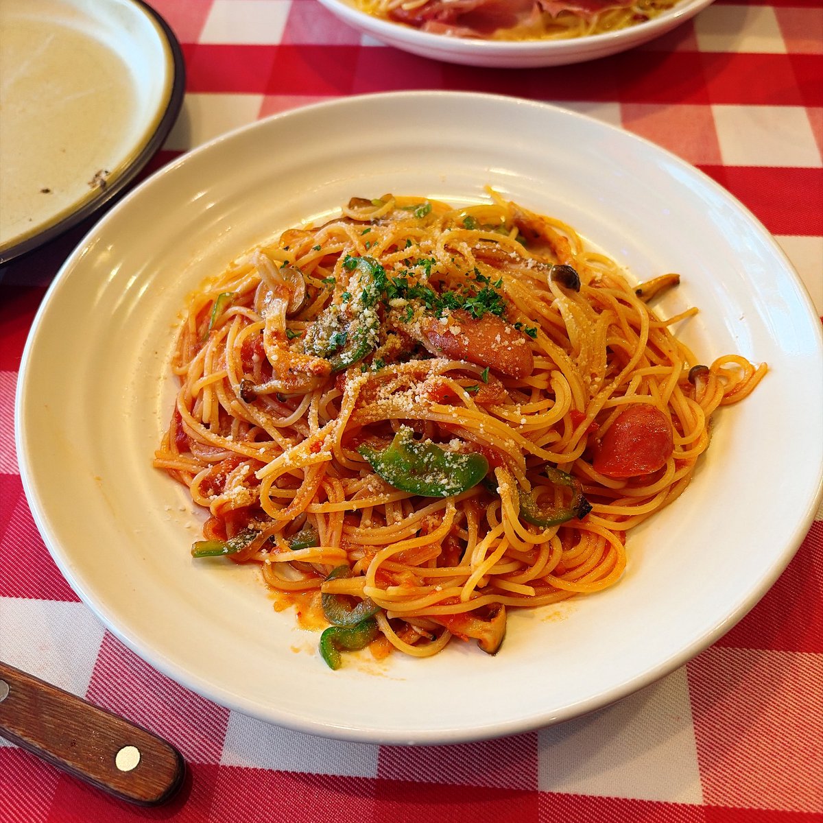 とーま tweet media