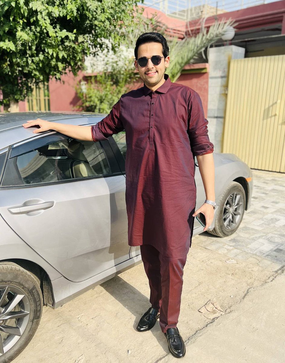 Waqar khan tweet media