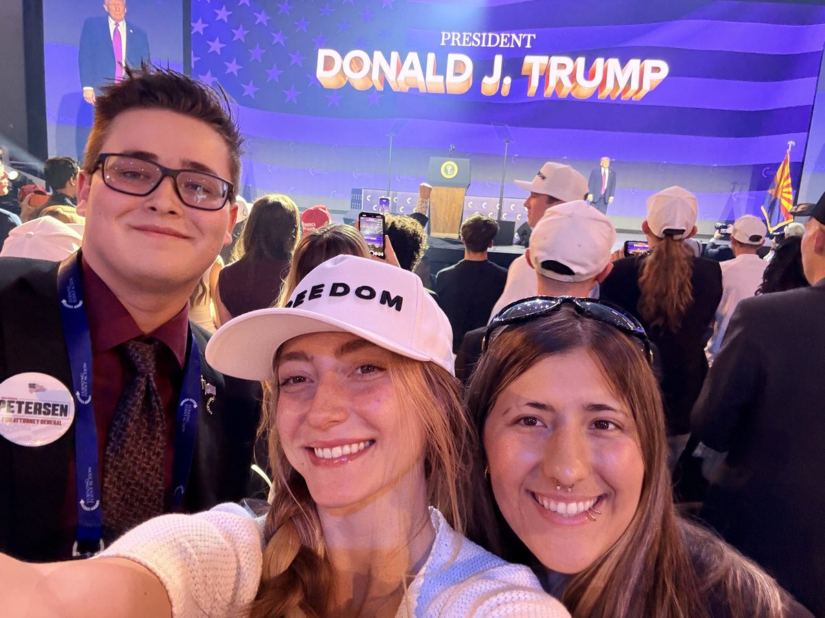 AddisonMarkert's tweet photo. Beyond grateful for the opportunity to see @realDonaldTrump up close at the Build the Red Wall event this April with my chapter! @tpusastudents ❤️🦅 https://t.co/hcHnAnICUT