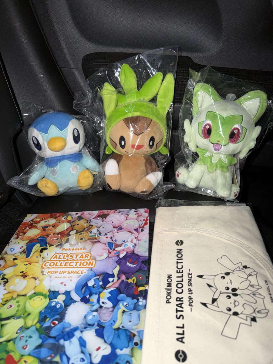 三栄貿易さんのPOP UP SHOPで、ハリマロン、ポッチャマ、ニャオハをお迎えしました！