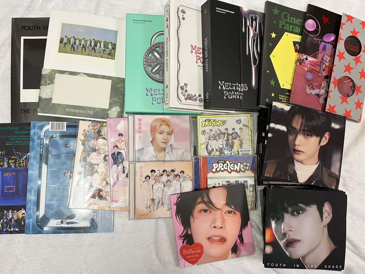 iwantymatthew's tweet photo. ゼベワン　zb1   グッズ　トレカ
ハンビン、ジウン、ハオ、メテュ、テレ、リッキー、ギュビン、ゴヌク、ユジン

【譲】画像のもの

【求】送料

アルバムや封入物などは、複数枚ある場合がございます。
送料だけご負担いただければお譲り可能です😢
最安の送料はクリックポスト(185円)です。 https://t.co/to2CtWjsfq