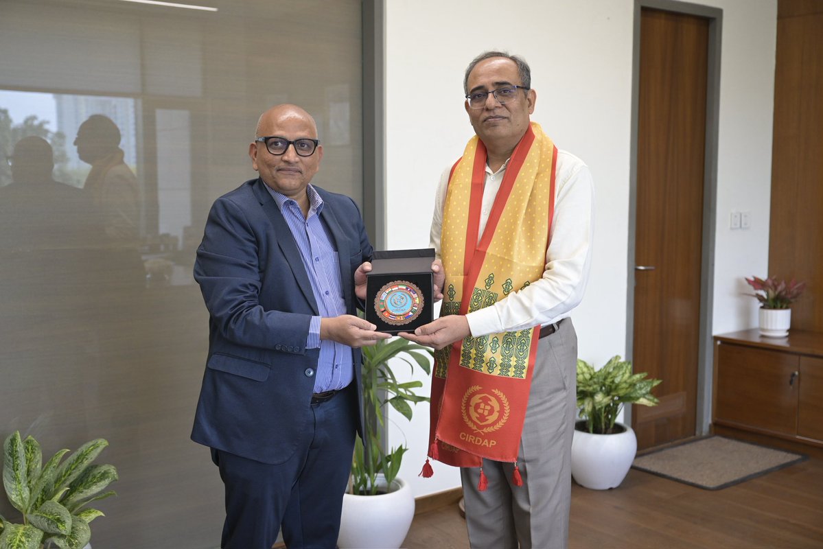 cirdap79's tweet image. DG CIRDAP met with Shri Rohit Kansal, Secretary, Ministry of Rural Development, Government of India, in Delhi on 24 April 2026. DG highlighted CIRDAP’s key #activities and #initiatives, strengthening #cooperation for rural development.
@MoRD_GoI @kansalrohit69 @KrishiJagran3