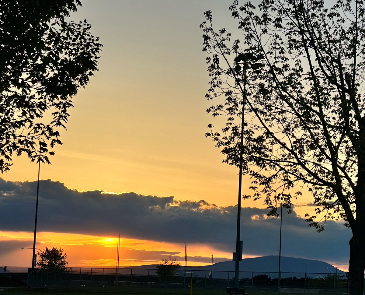 Becca | UpwardChanging tweet media