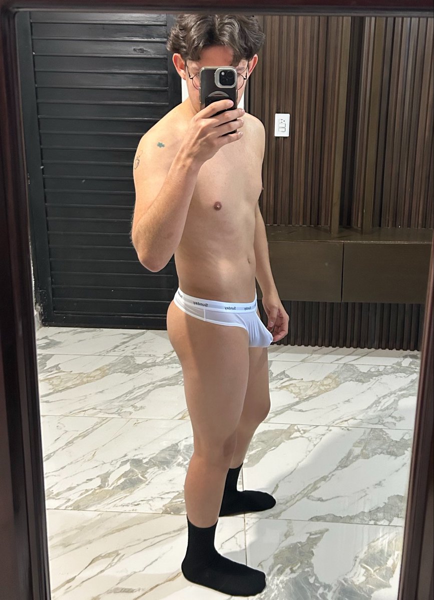 Y mi viernes de novios? 😔
