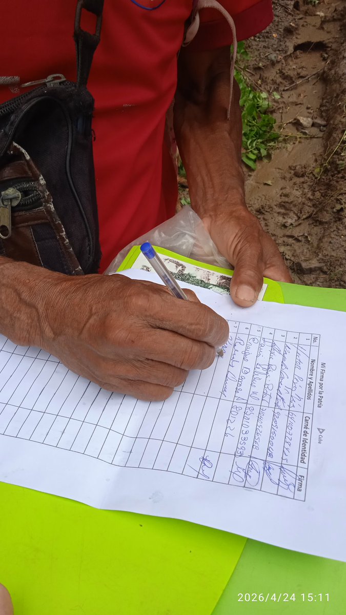 La persistente lluvia en la demarcación de Maca no detiene  #FirmaPorLaPatria desde la convicción del cubano de continuar empujando #GirónEsHoy