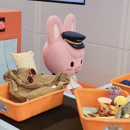 head binchaner tweet media