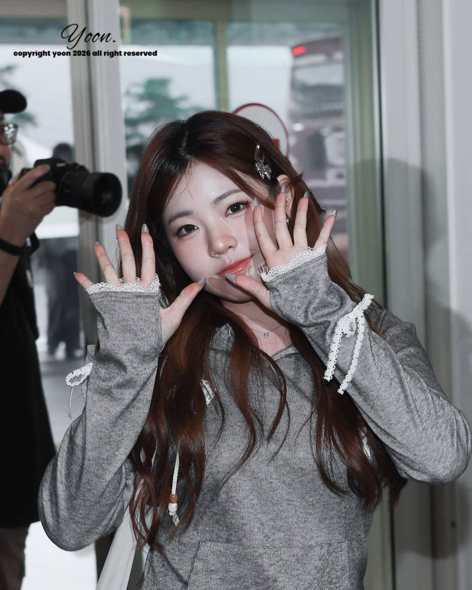 𝓨𝓸𝓸𝓷. tweet media