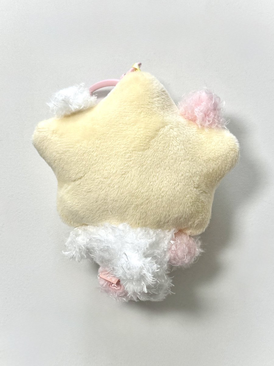 비니.. tweet media