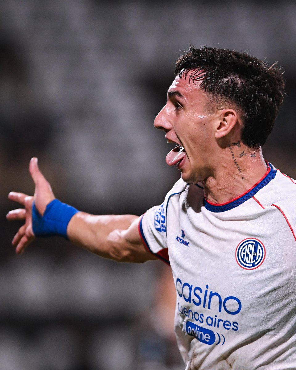 Auzmendi es un apellido de origen vasco (Euskal Herria), específicamente de la zona de Gipuzkoa, destacando su presencia histórica en Ataun. Su etimología proviene del euskera ahuntz (cabra) y mendi (monte), significando "monte de cabras".