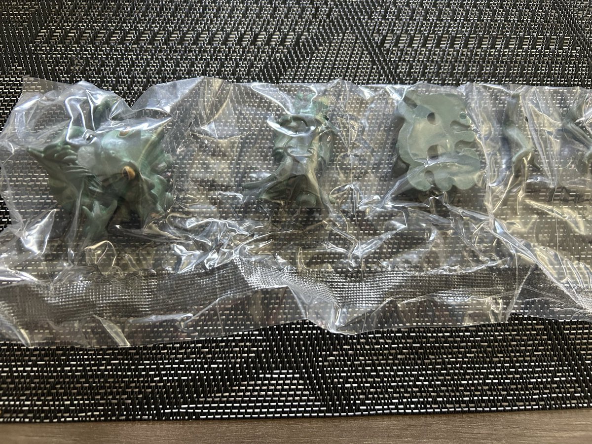 bj_1218's tweet photo. 【交換】カエルの弥勒菩薩像と阿修羅像

求→弥勒菩薩像(銅像カラー)
譲→阿修羅像(銅像カラー)

郵送希望
検索からもお声かけください！ https://t.co/sUyj7GkUho