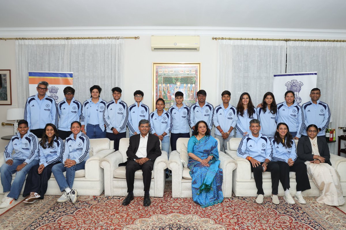 BCCIWomen's tweet photo. An evening of warmth and hospitality in Pretoria as the High Commission of India, Pretoria hosted #TeamIndia for dinner ahead of the fourth T20I. 

Captain Harmanpreet Kaur presented a signed jersey and a cap to Honourable High Commissioner Mr. Prabhat Kumar.

@hci_pretoria https://t.co/bA41Jca7Ap