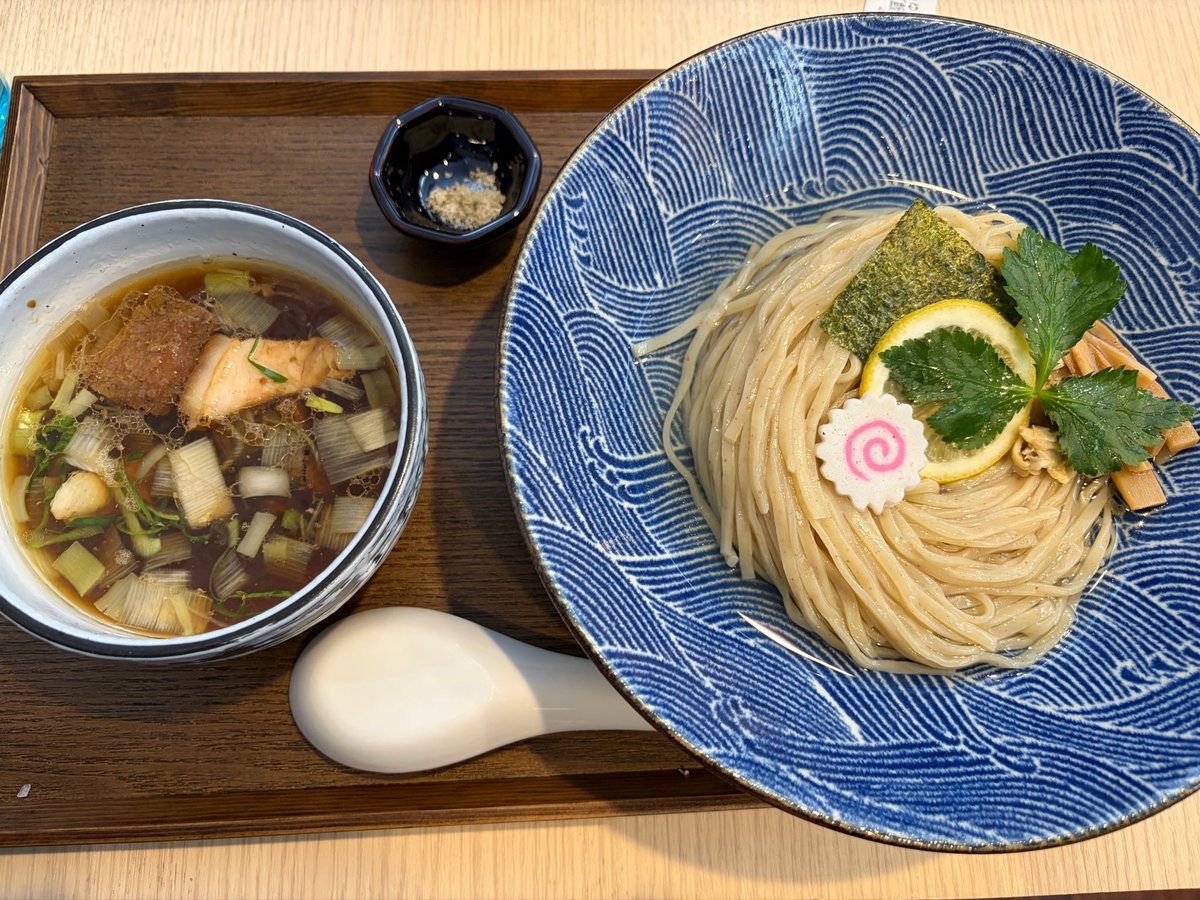 ぱごす tweet media