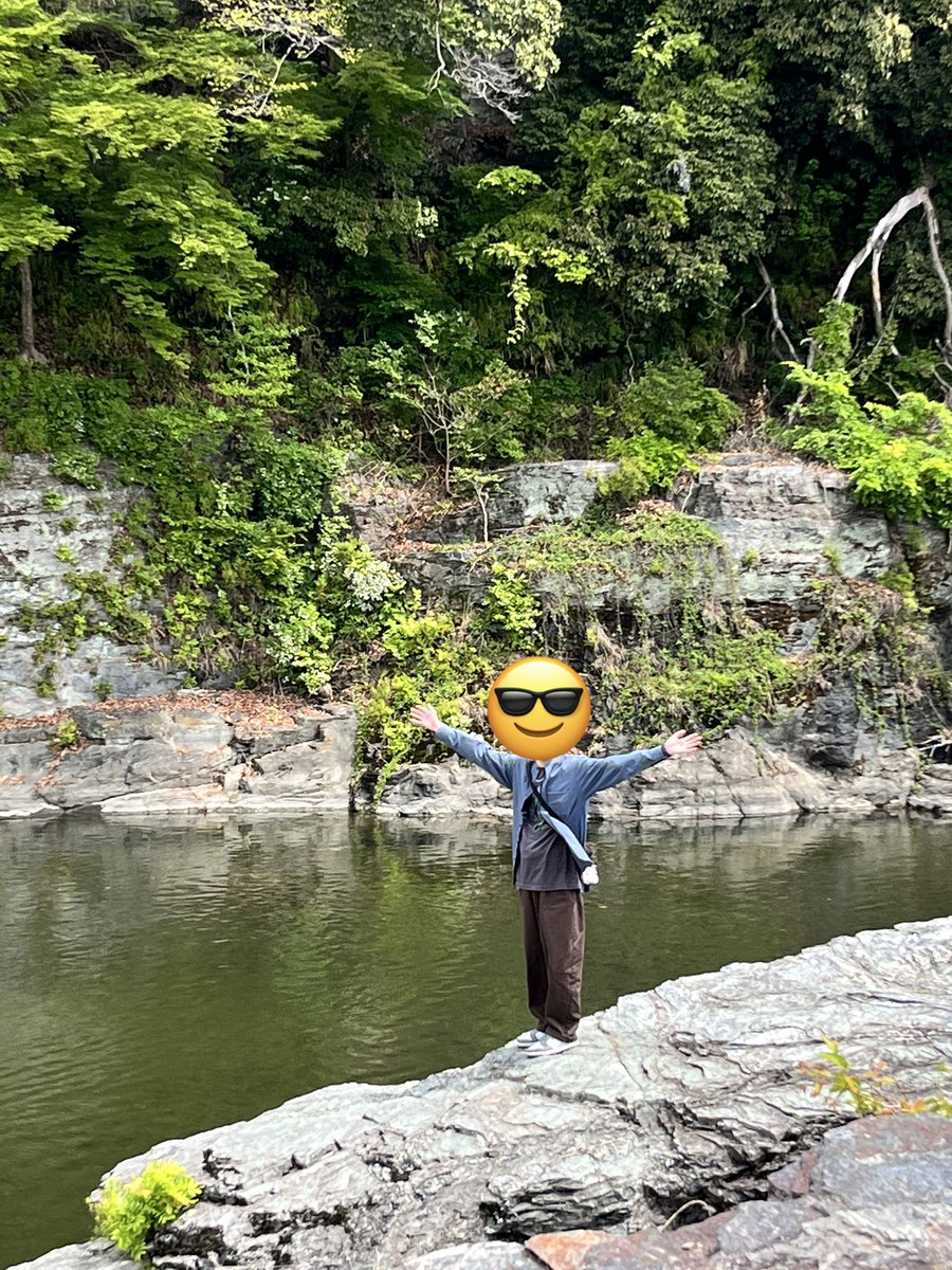 やすまる tweet media