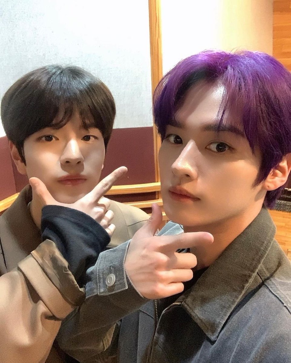 bia&got7 VAI VER O JACKSON tweet media