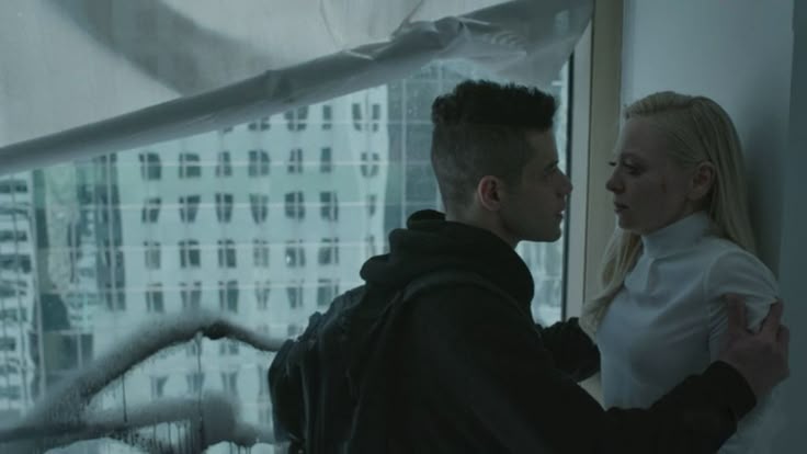 Rami Malek Korea tweet media